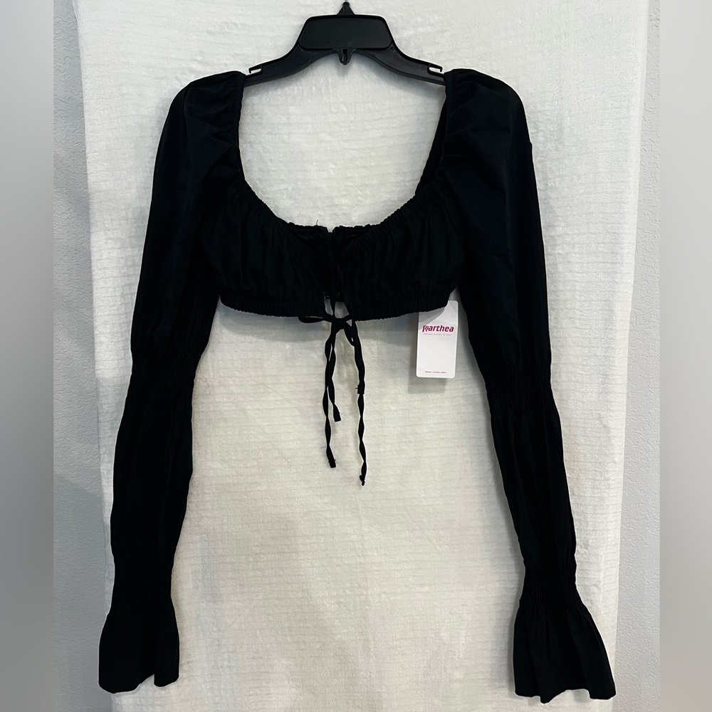 Black Long Sleeve Crop Top